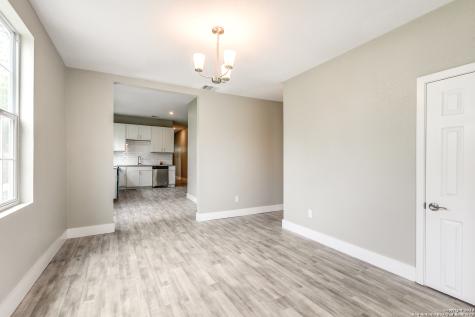 941 W Myrtle Street San Antonio TX 78212