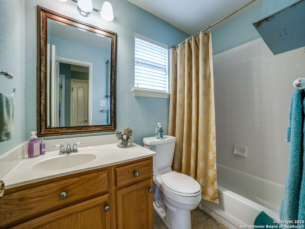 16 Pembroke Lane San Antonio TX 78240