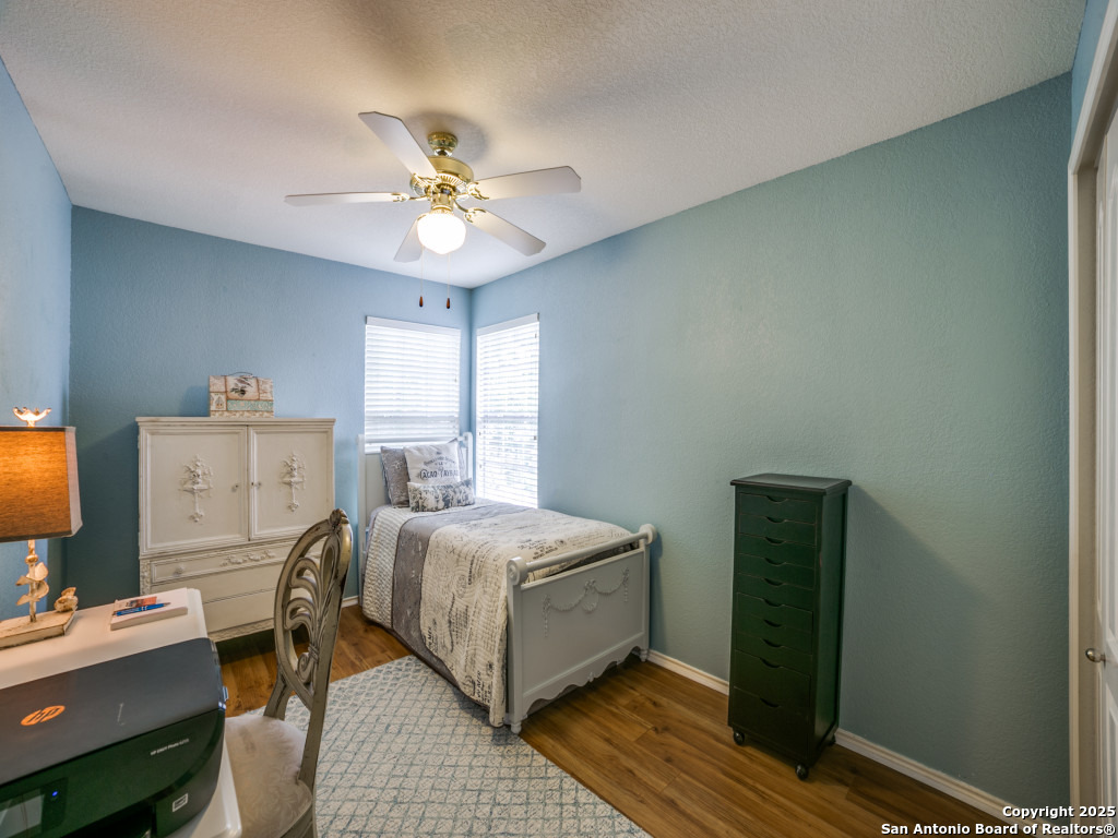 16 Pembroke Lane San Antonio TX 78240