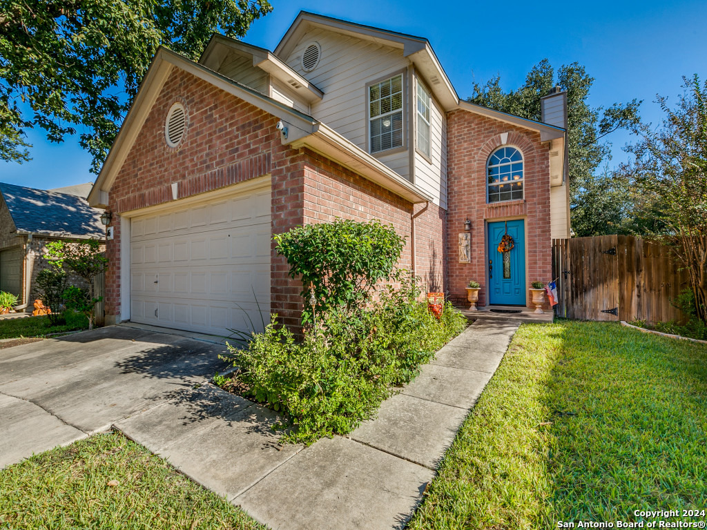 16 Pembroke Lane San Antonio TX 78240