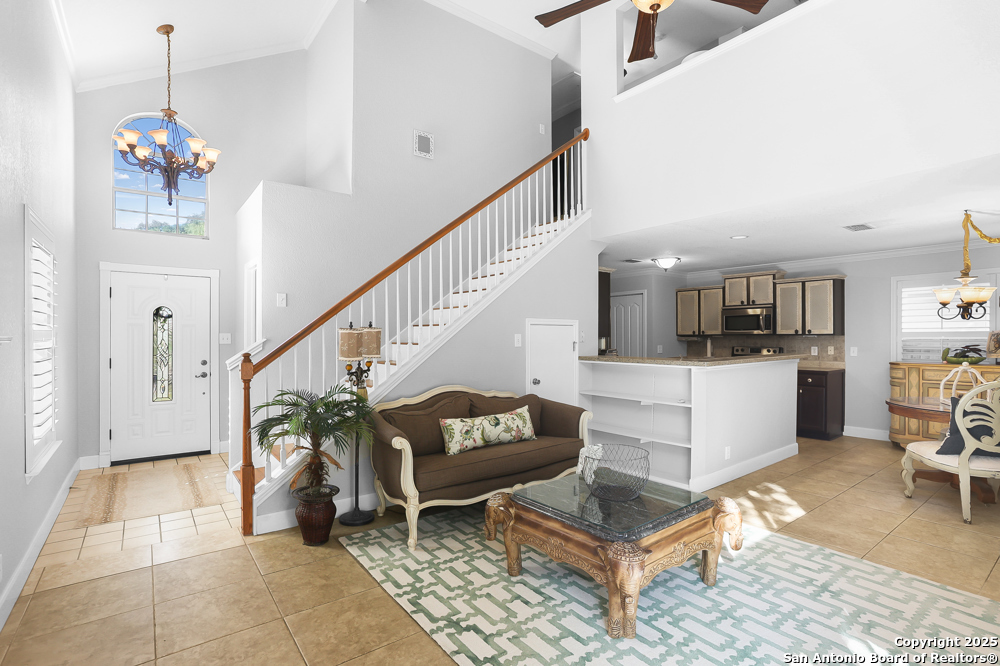16 Pembroke Lane San Antonio TX 78240