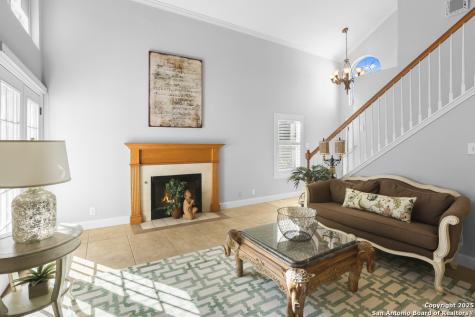 16 Pembroke Lane San Antonio TX 78240