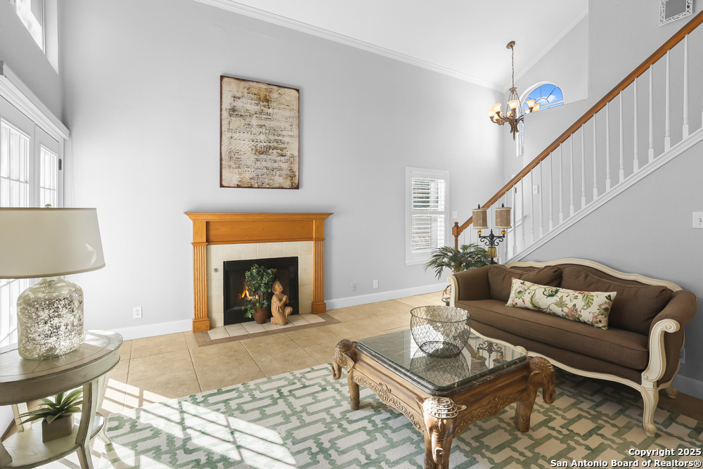 16 Pembroke Lane San Antonio TX 78240