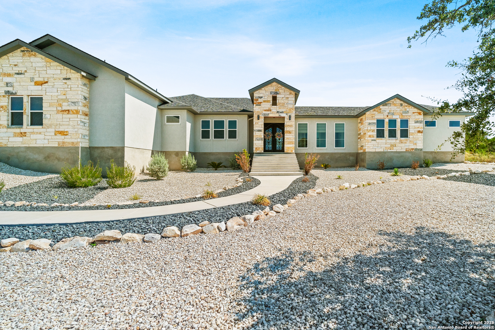250 Private Road 2775 Mico TX 78056