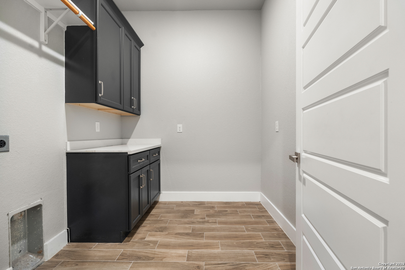 250 Private Road 2775 Mico TX 78056