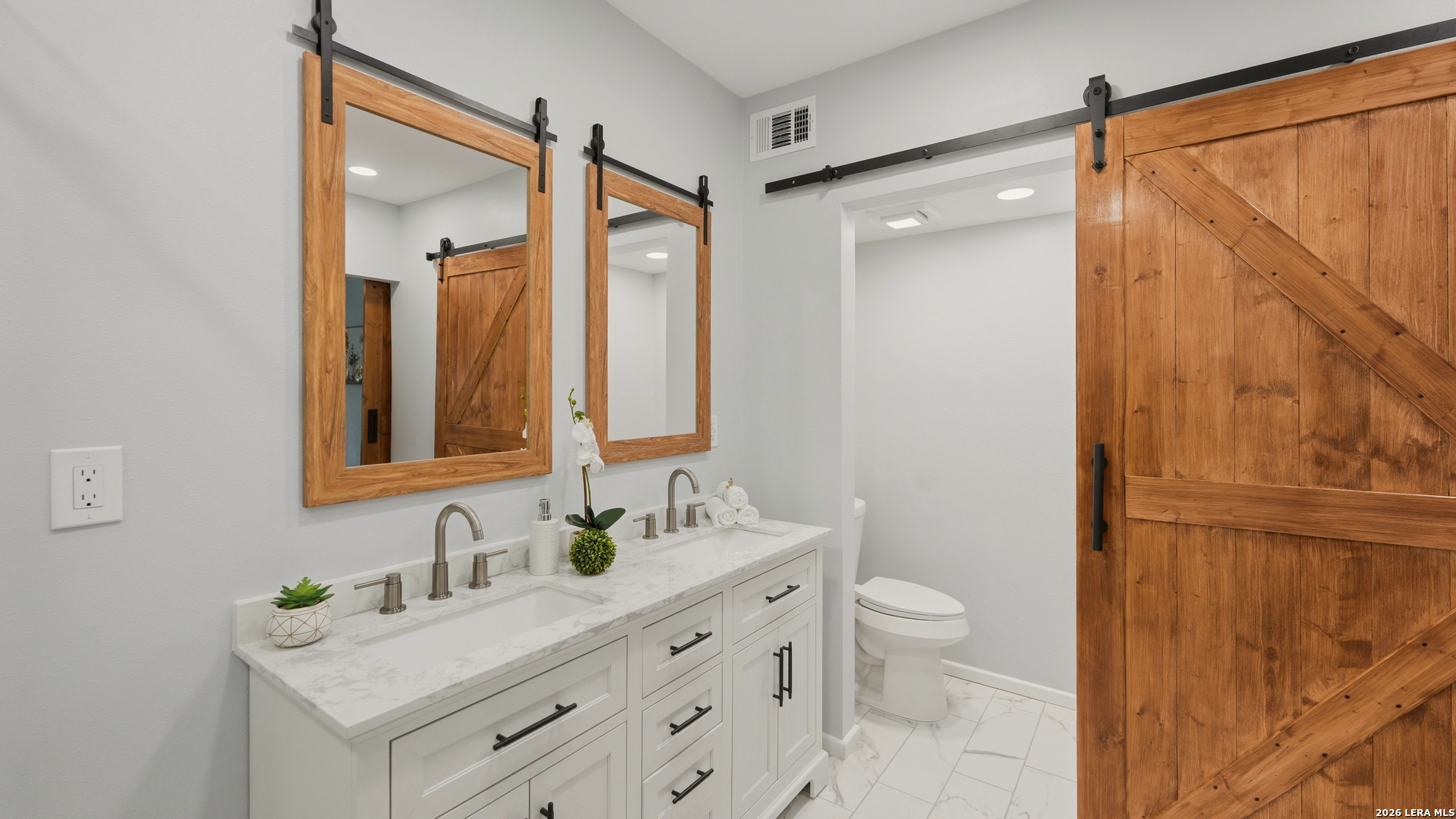 3047 Nantucket San Antonio TX 78230