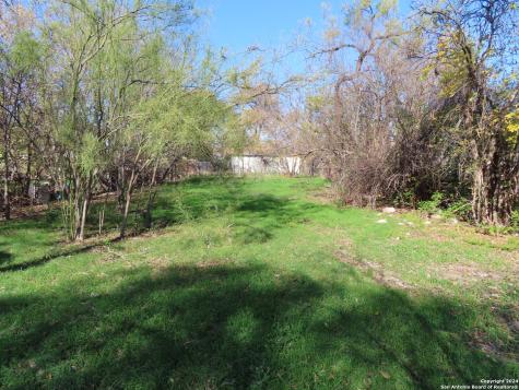 4015 W Salinas San Antonio TX 78207