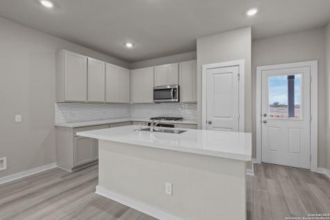 8322 Ingress Avenue San Antonio TX 78263