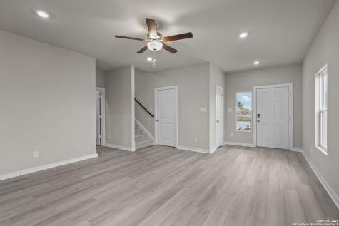 8322 Ingress Avenue San Antonio TX 78263