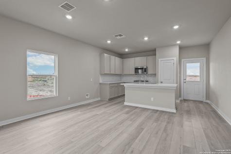 8322 Ingress Avenue San Antonio TX 78263