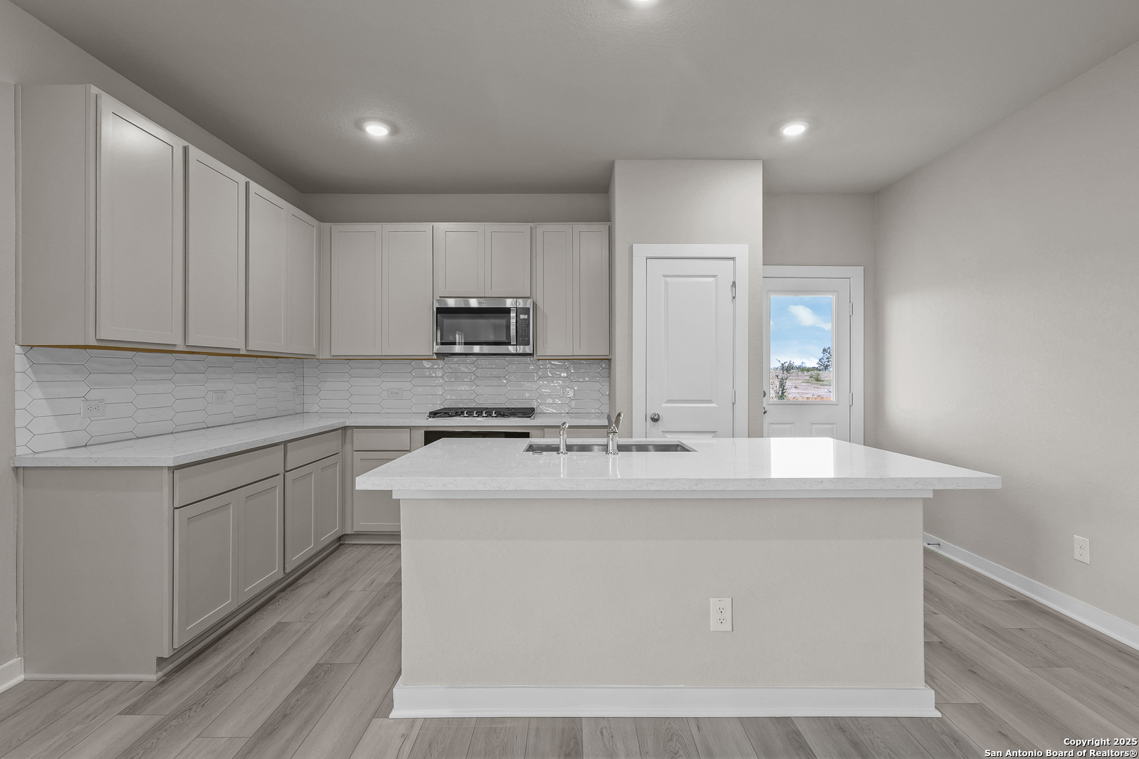 8322 Ingress Avenue San Antonio TX 78263