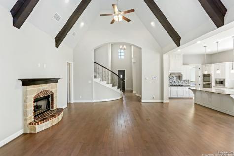 25843 Scenic Rock San Antonio TX 78255