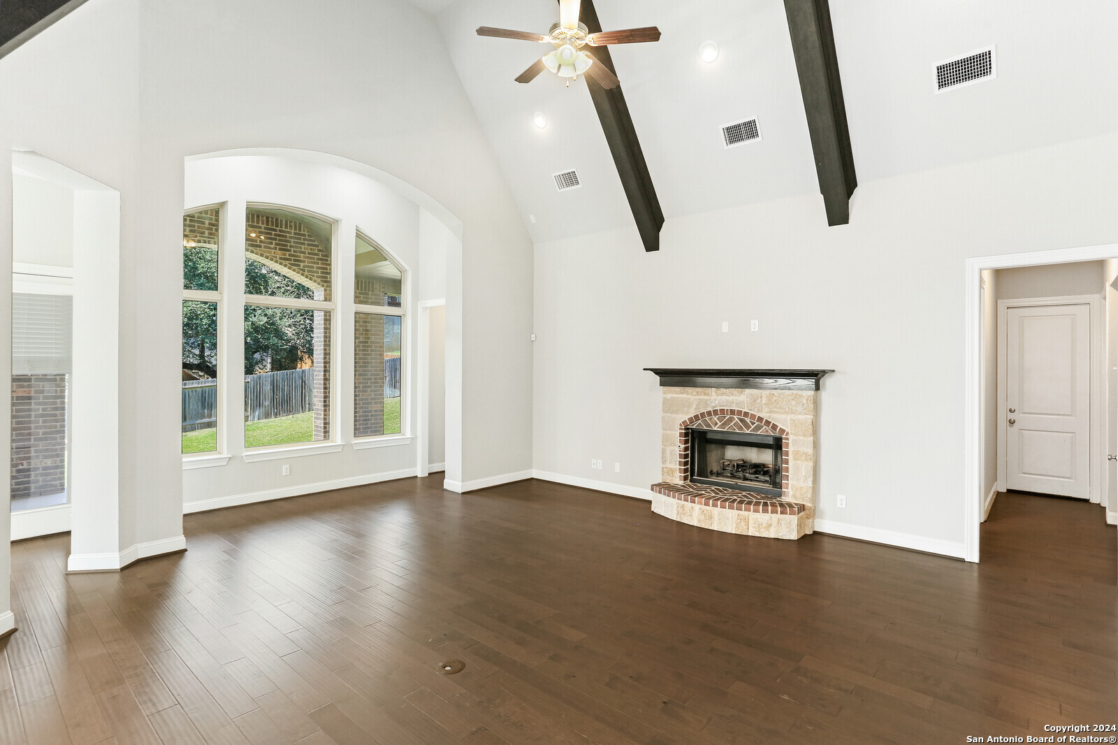 25843 Scenic Rock San Antonio TX 78255