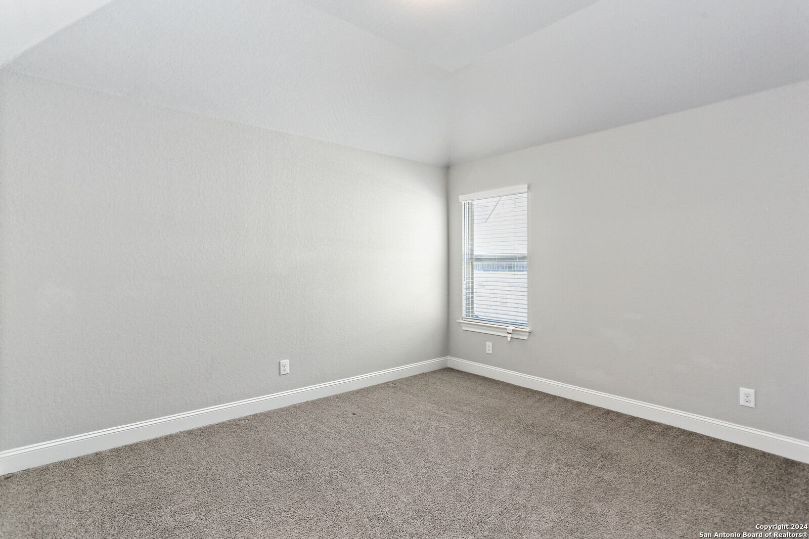 25843 Scenic Rock San Antonio TX 78255