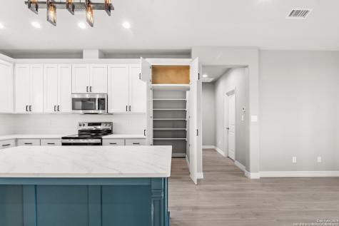 59 Greystone Hills Uvalde TX 78801