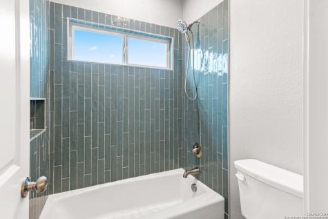 59 Greystone Hills Uvalde TX 78801