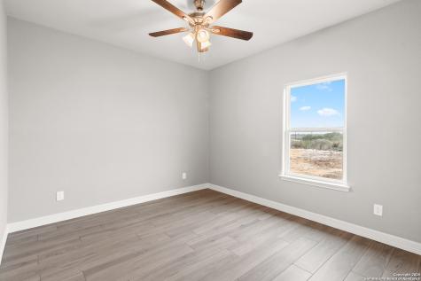 59 Greystone Hills Uvalde TX 78801