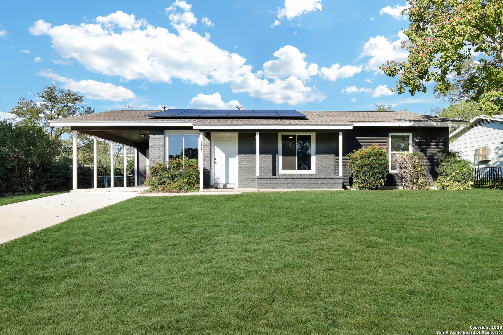 211 Chesswood Drive San Antonio TX 78228