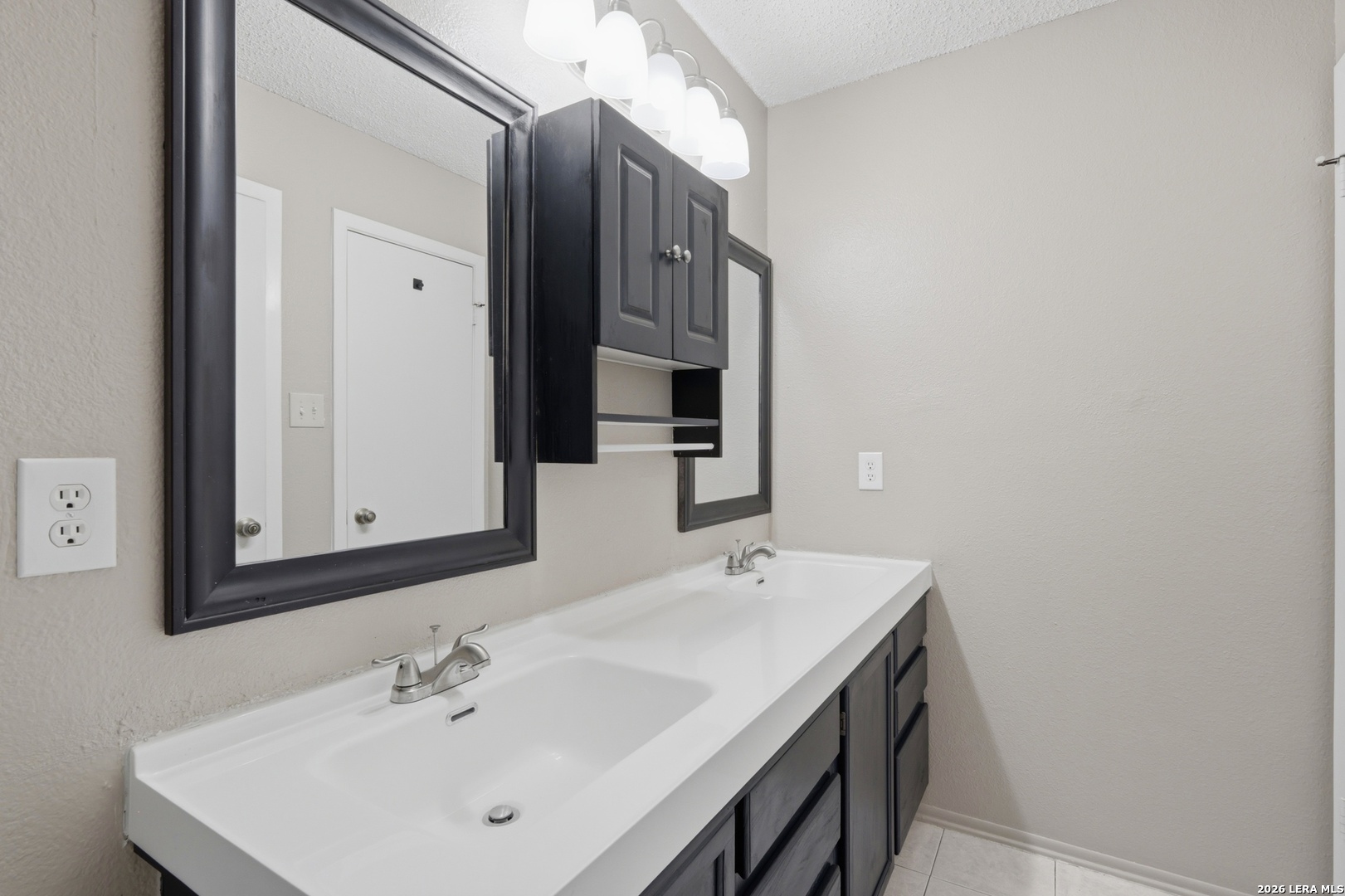 807 S Ellison San Antonio TX 78245
