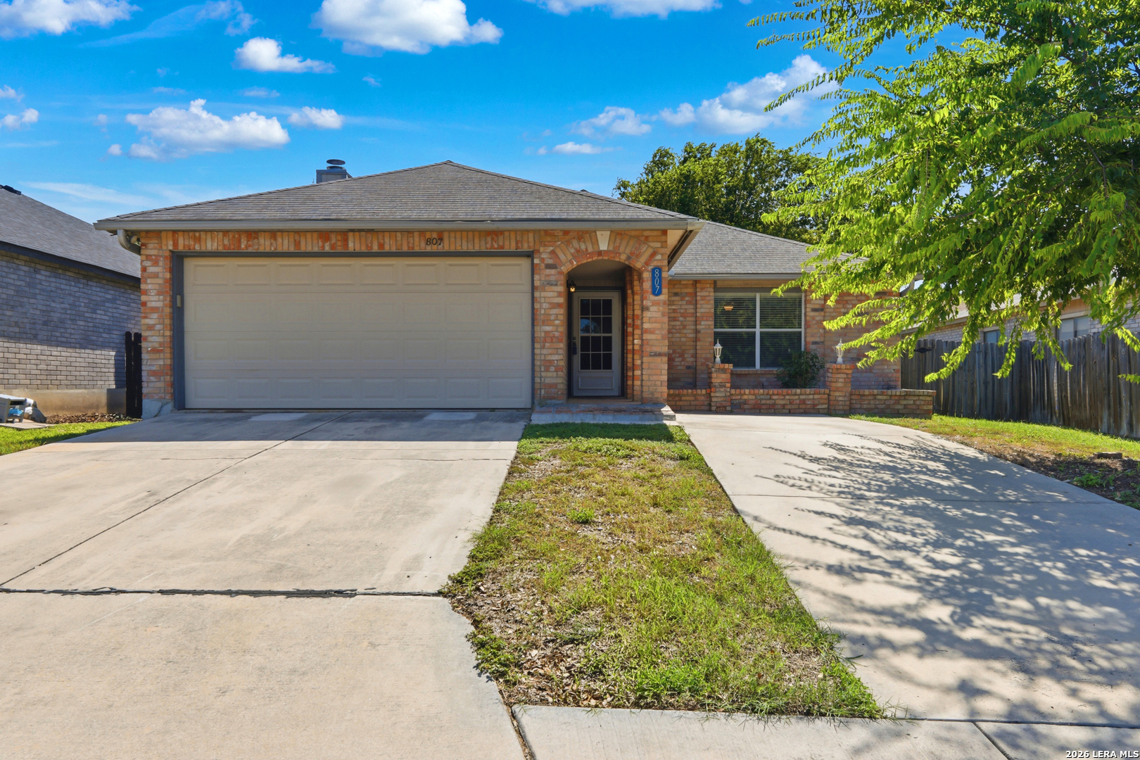 807 S Ellison San Antonio TX 78245
