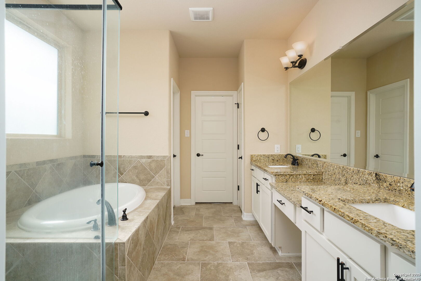 228 Comanche Trail Cibolo TX 78108