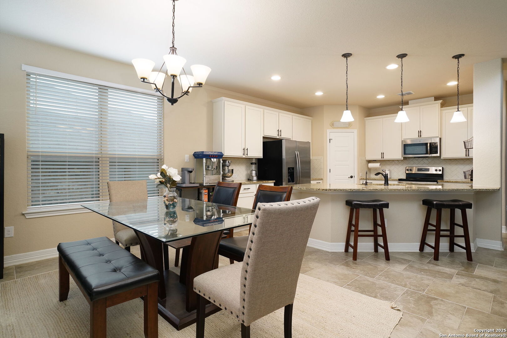 228 Comanche Trail Cibolo TX 78108