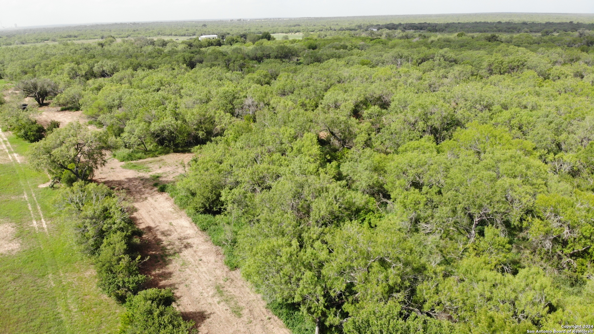 000 6th Street Christine TX 78064
