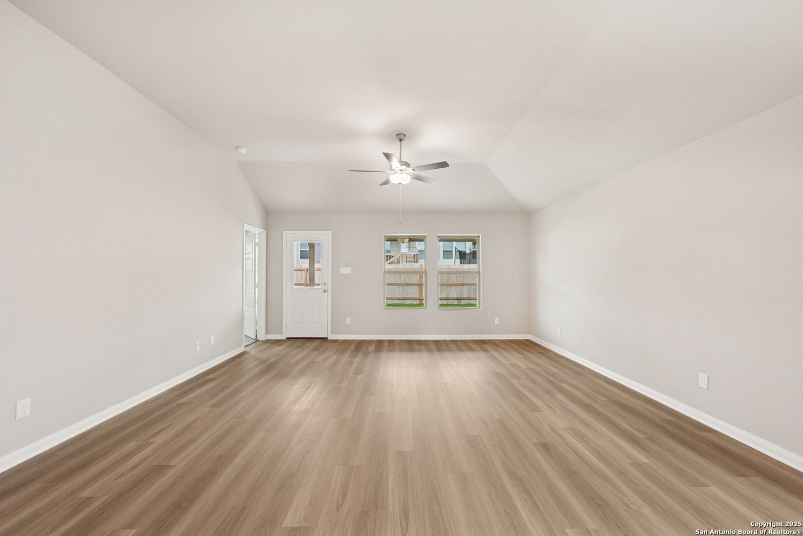 1148 Limestone Ridge Seguin TX 78155