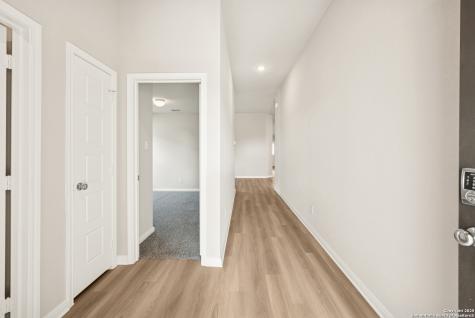 1148 Limestone Ridge Seguin TX 78155