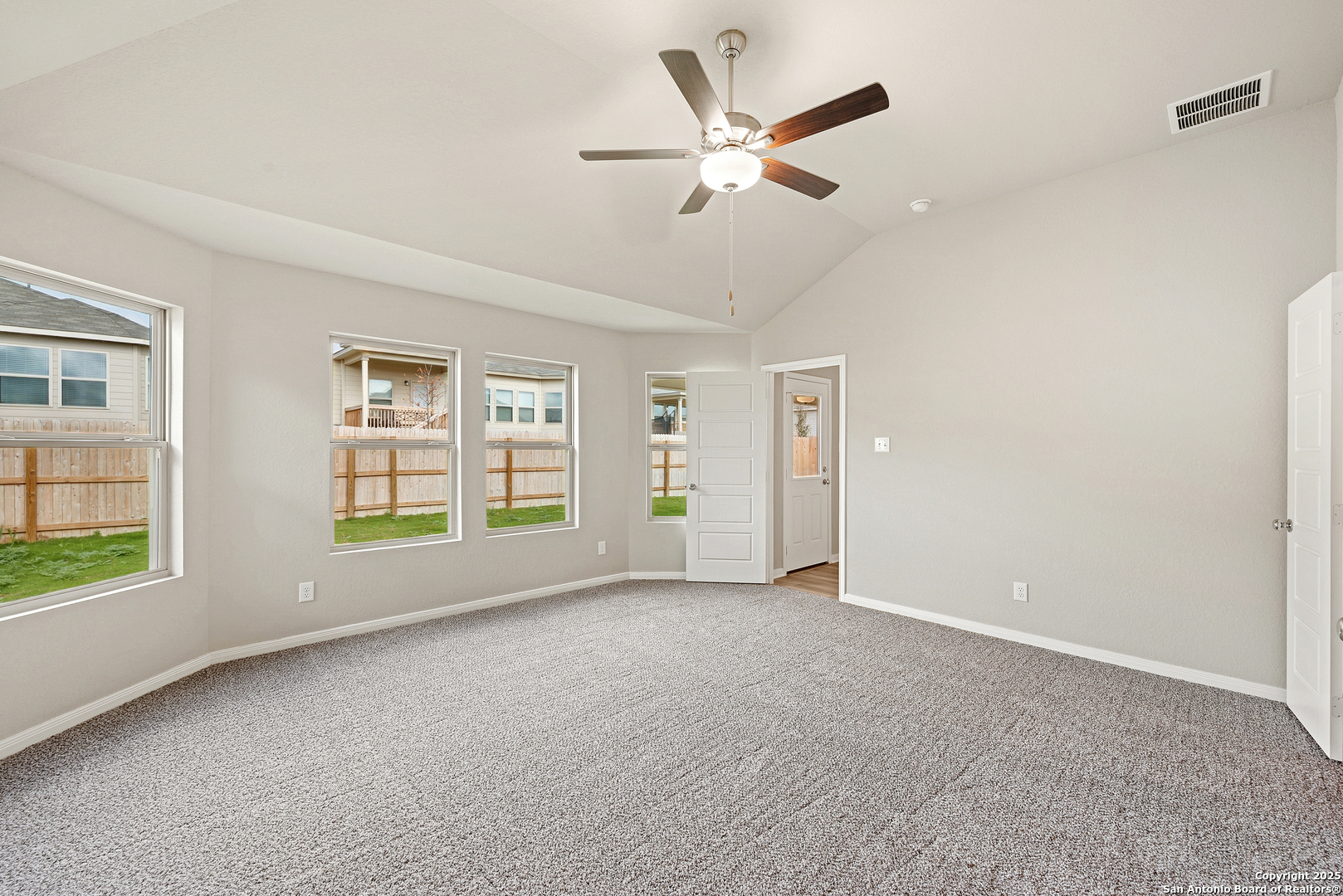 1148 Limestone Ridge Seguin TX 78155
