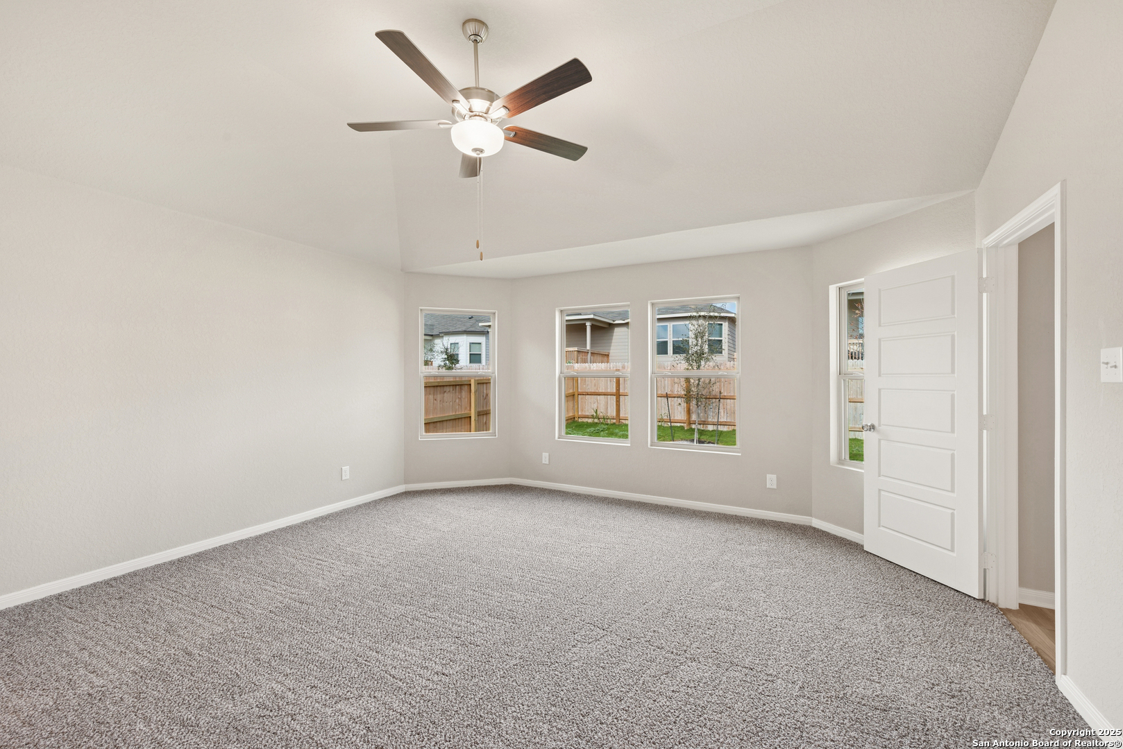 1148 Limestone Ridge Seguin TX 78155