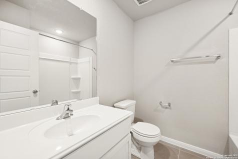 1148 Limestone Ridge Seguin TX 78155