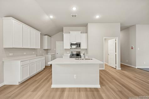 1148 Limestone Ridge Seguin TX 78155