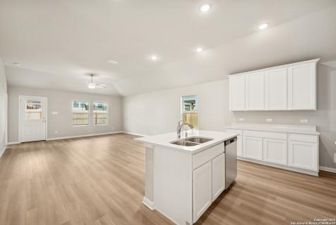 1148 Limestone Ridge Seguin TX 78155