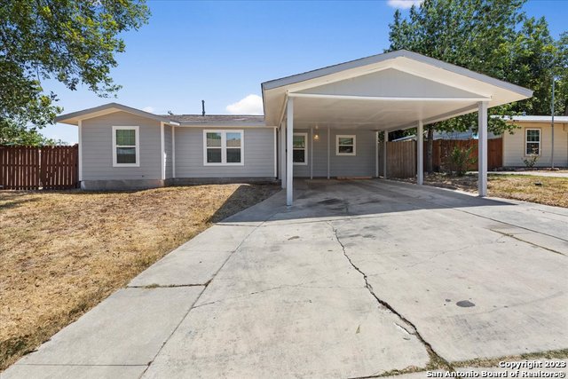 222 Pollydale Avenue San Antonio TX 78223