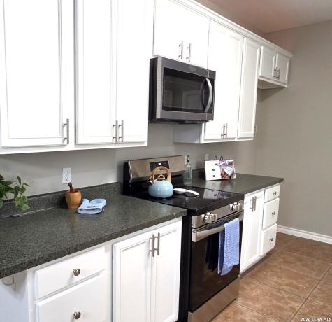 295 N Polly Peak Drive Bandera TX 78003