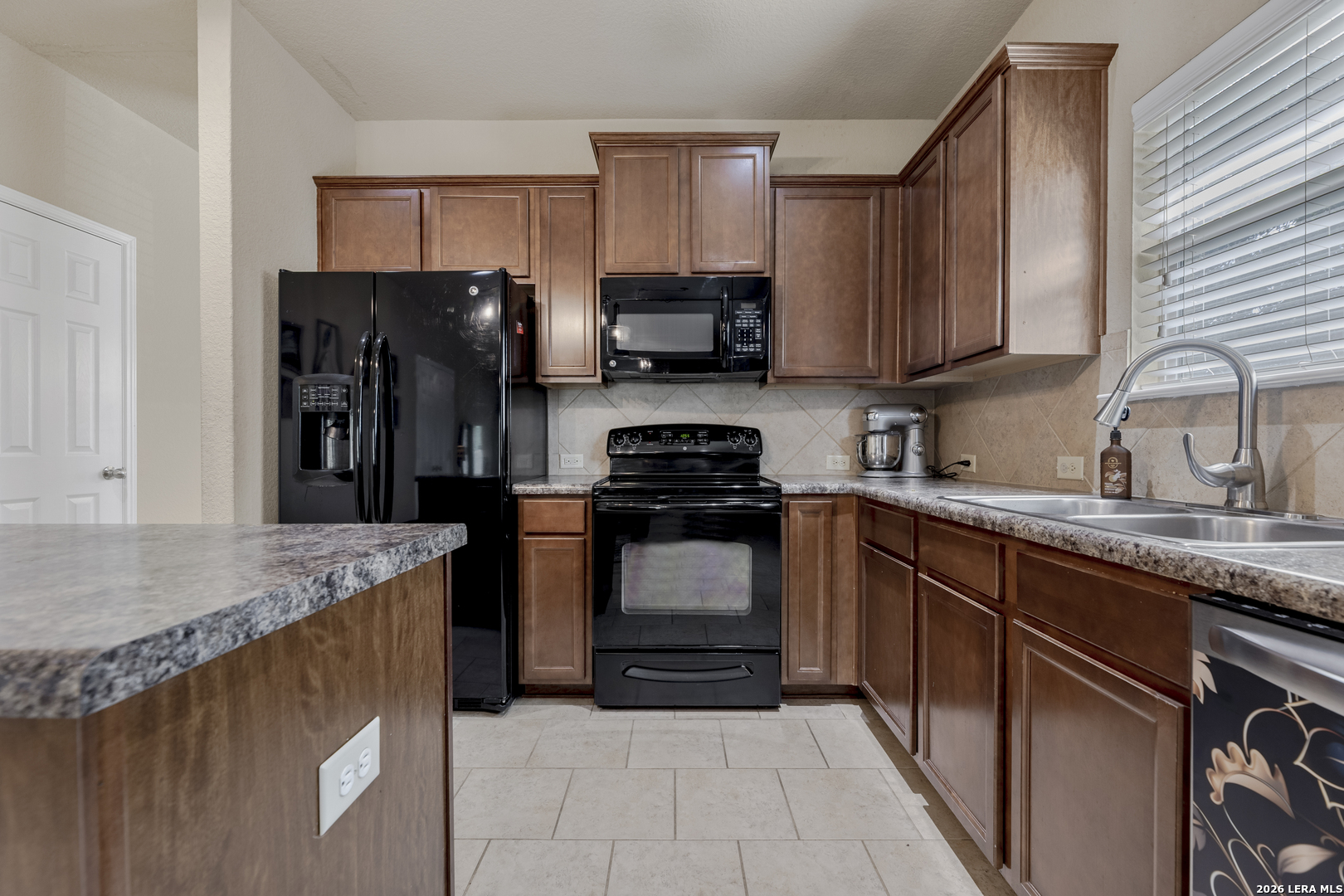 149 Golden Wren San Antonio TX 78253