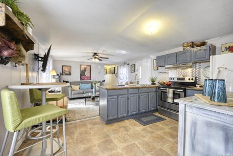 1331 Hammermill Canyon Lake TX 78133