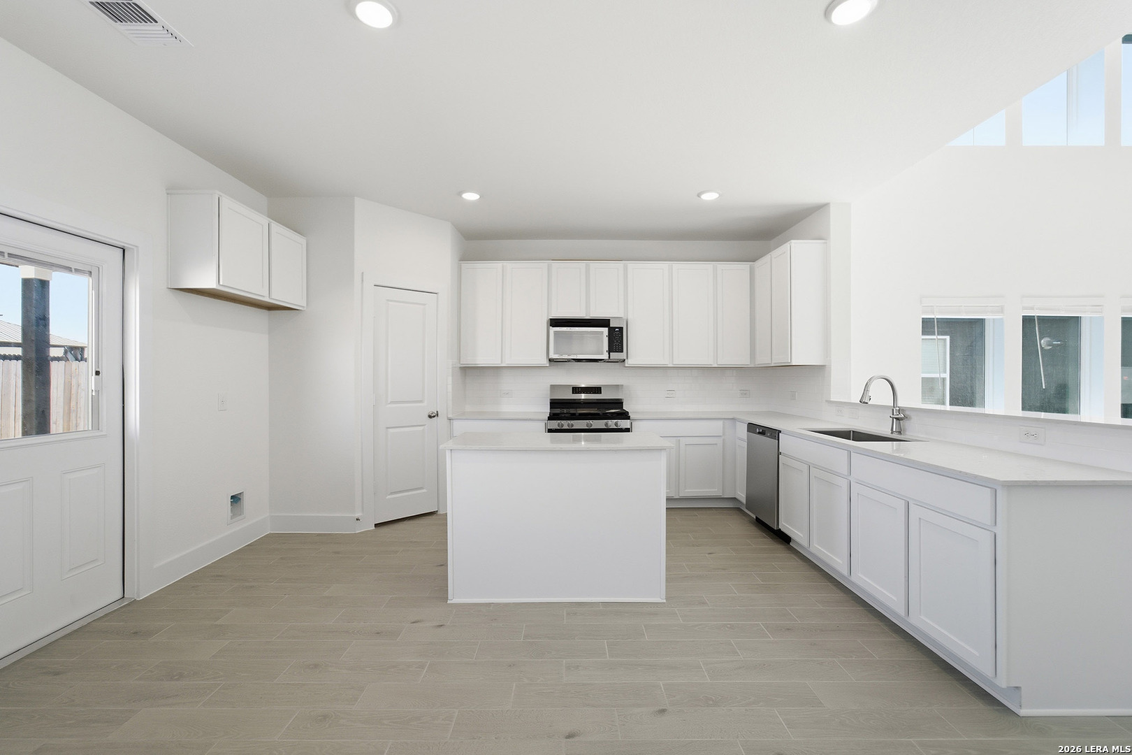 8332 Kettles Ridge San Antonio TX 78222