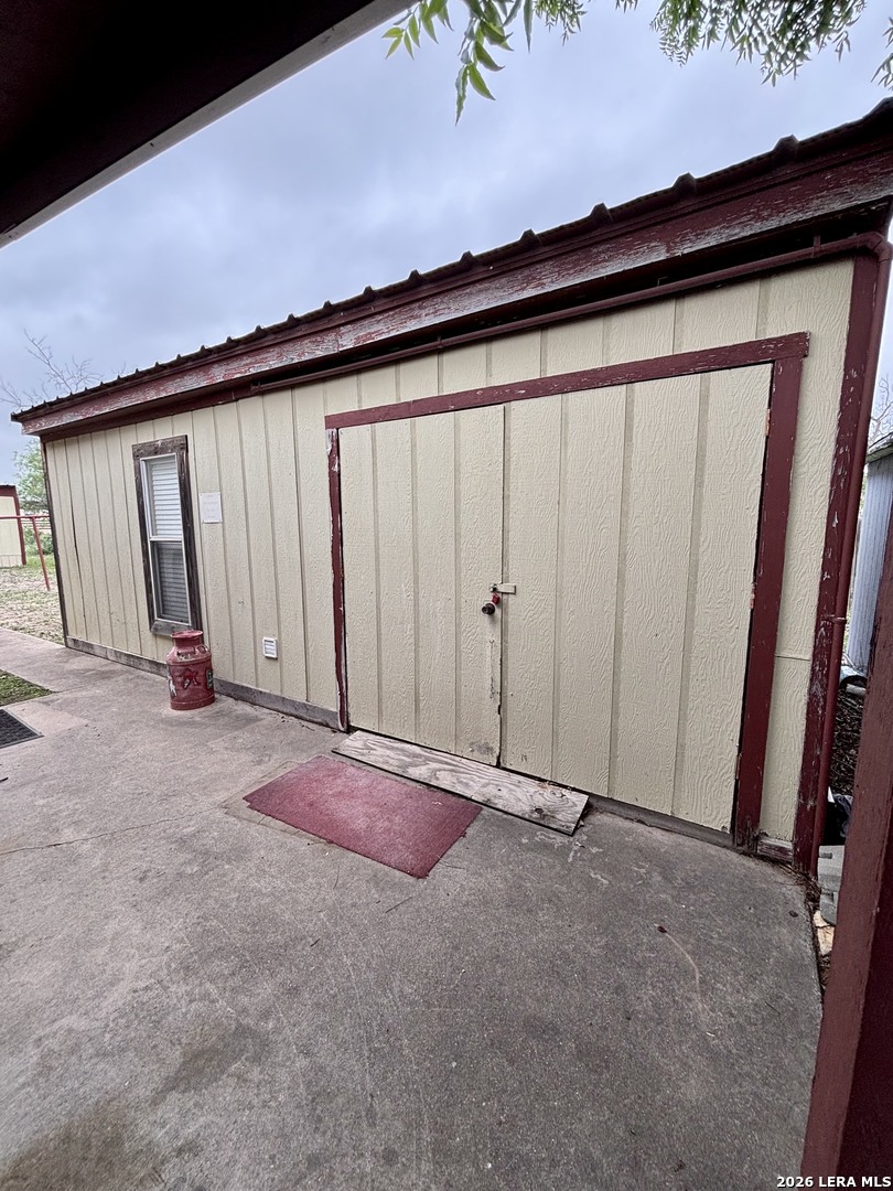 86 Chandler Avenue Brackettville TX 78832