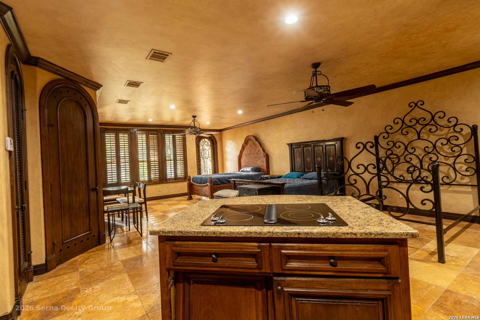 15619 Gray Oak Helotes TX 78023