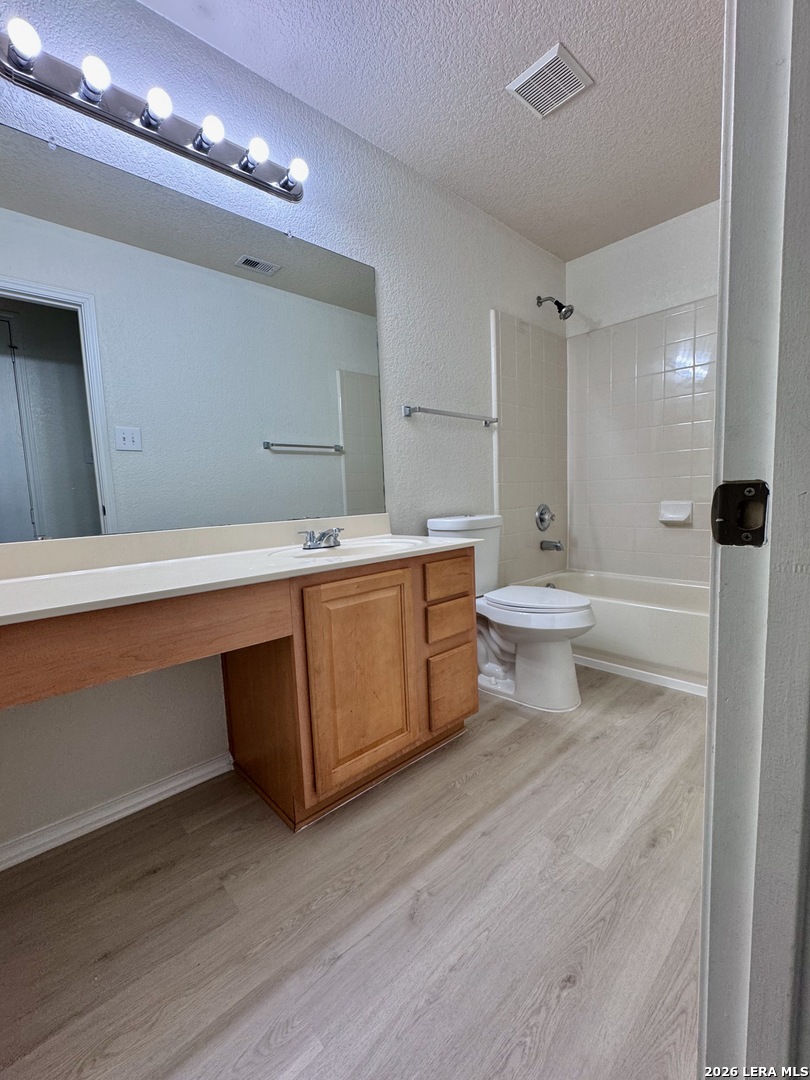 7227 Avator Bay San Antonio TX 78250