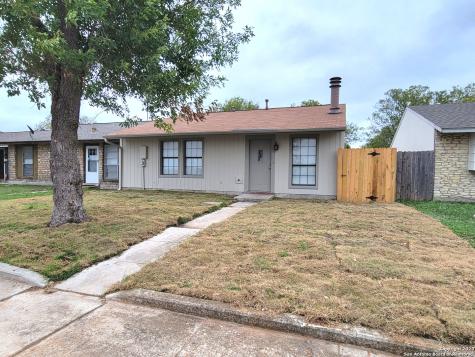 5838 Midcrown Drive San Antonio TX 78218
