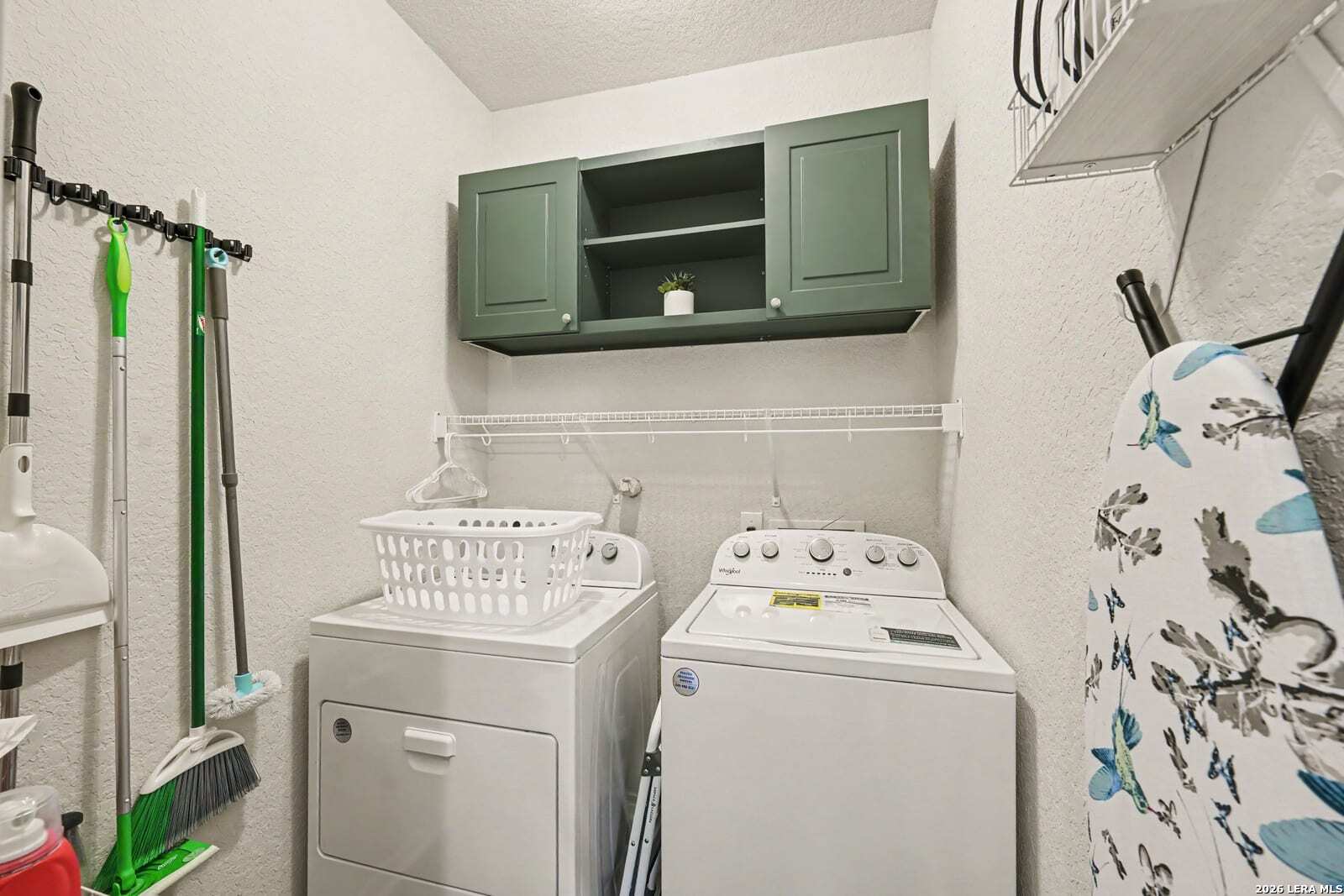 5302 Alonzo Field Converse TX 78109