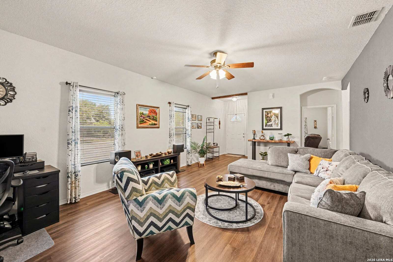5302 Alonzo Field Converse TX 78109