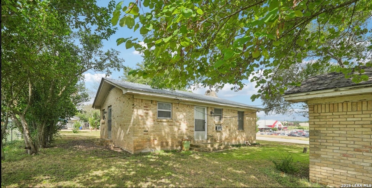 1620 Cavett Street Gonzales TX 78629