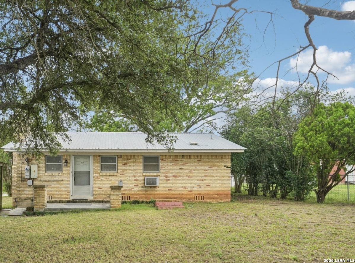 1620 Cavett Street Gonzales TX 78629