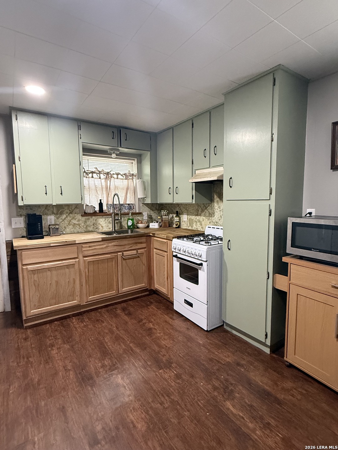 1620 Cavett Street Gonzales TX 78629