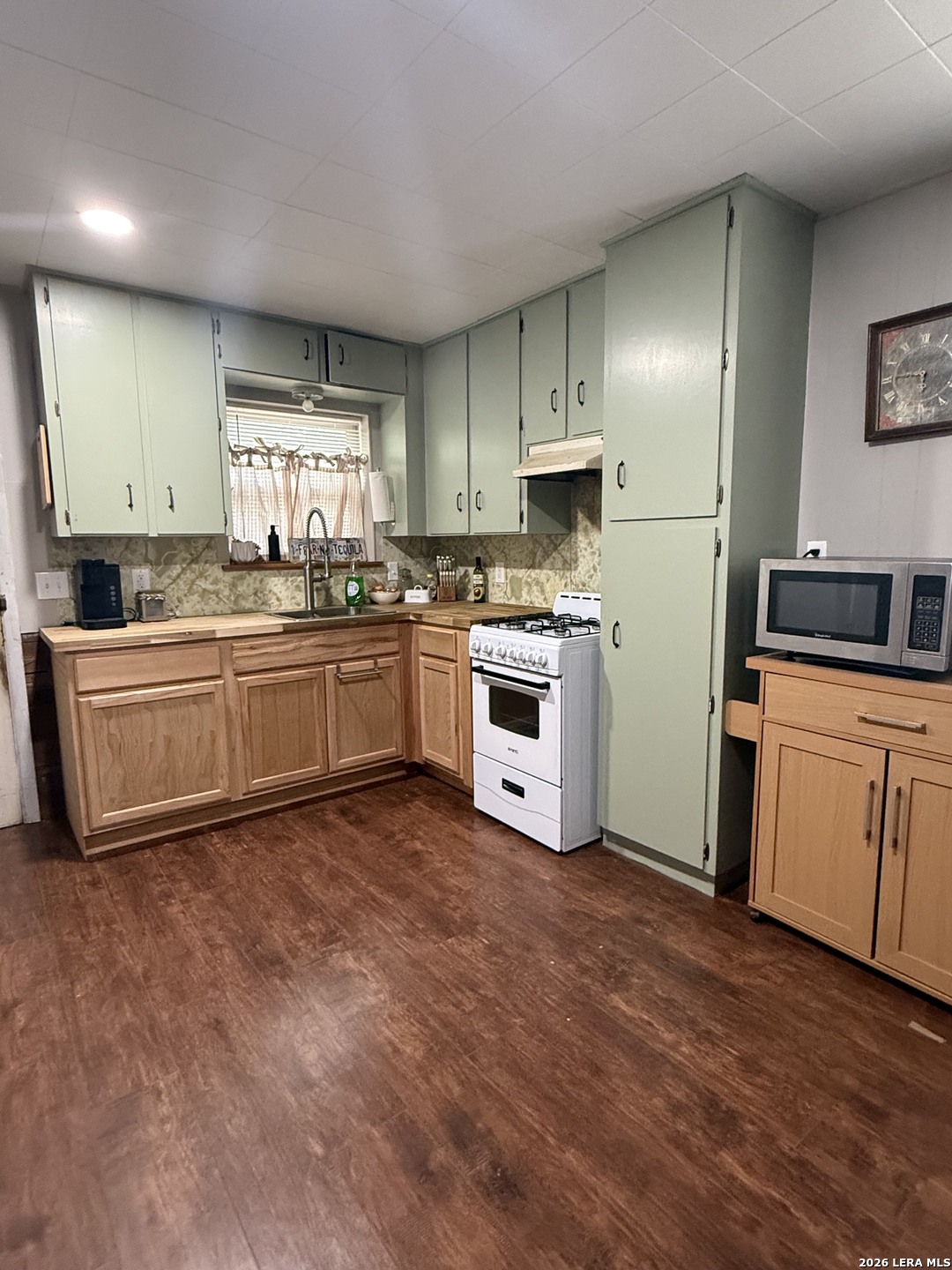 1620 Cavett Street Gonzales TX 78629