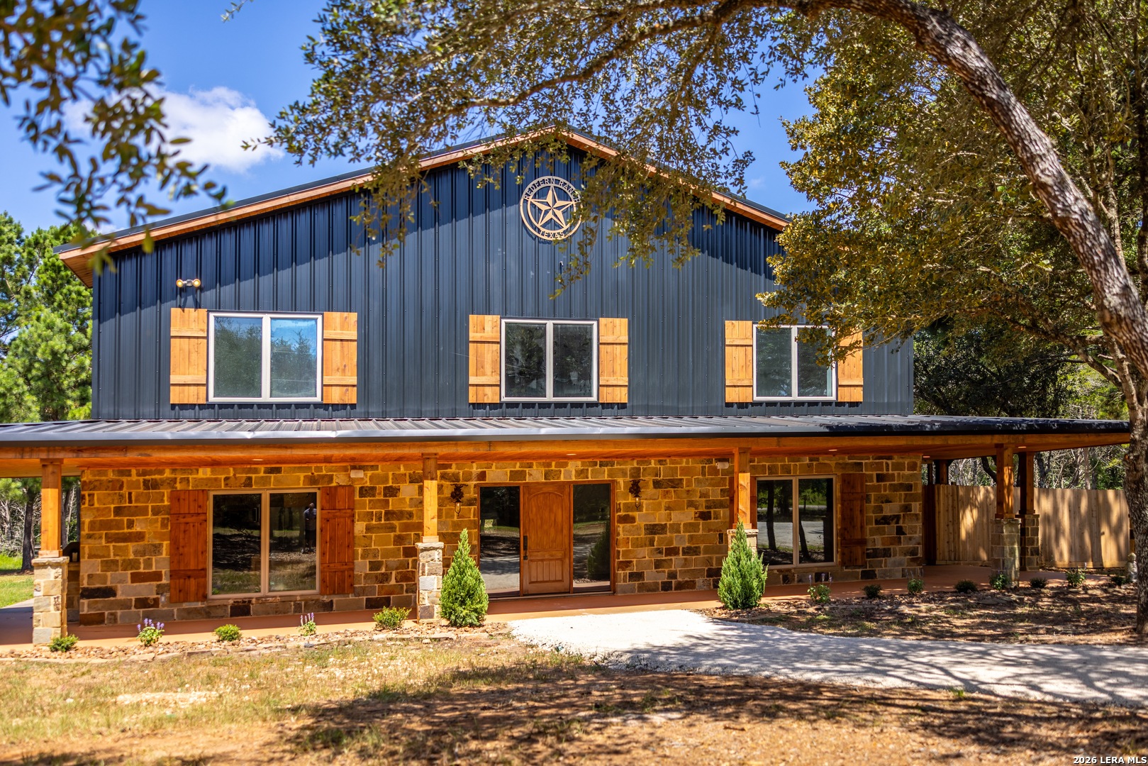 1080 Frelsburg Road Alleyton TX 78935